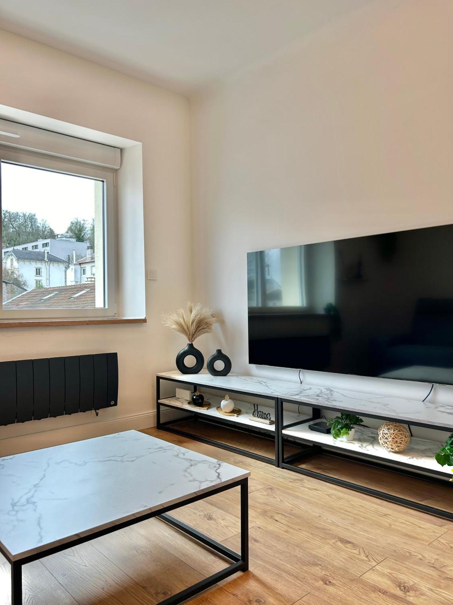 Le Chardon- Appartement 2Chambres- Avec Stationnement Nancy Eksteriør billede